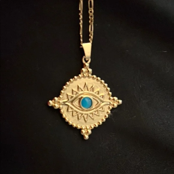 ⭐️ SALE ⭐️ Gold Evil Eye Pendant Necklace - Picture 2 of 6